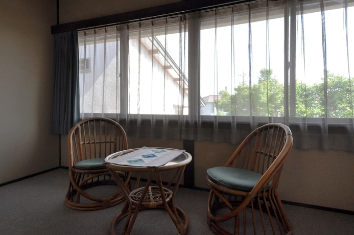 Imagen de la habitación del Hotel Higashi Ishikawa Ryokan. Foto 15