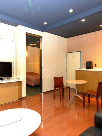 Imagen de la habitación del Hotel Higashi Kumamoto Business Center. Foto 3