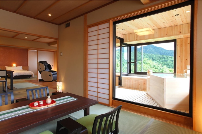 Imagen de la habitación del Hotel Higashidate. Foto 13