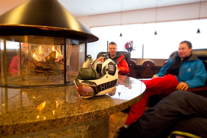 Imagen del bar/restaurante del Hotel Higashikawa Asahidake Onsen Bear Monte. Foto 4