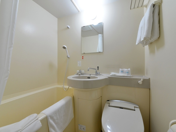 Imagen de la habitación del Hotel HigashimaeOnsen Akitaya. Foto 15
