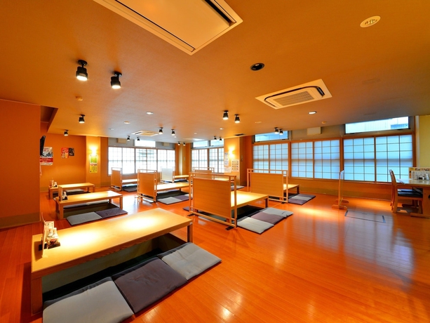 Imagen del bar/restaurante del Hotel HigashimaeOnsen Akitaya. Foto 8