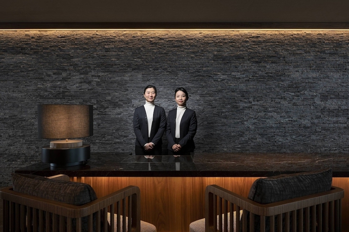 Imagen de los interiores del Hotel Higashiyama Niseko Village, A Ritz-carlton Reserve. Foto 14