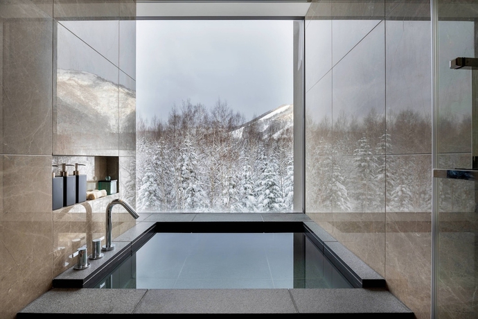 Imagen de la habitación del Hotel Higashiyama Niseko Village, A Ritz-carlton Reserve. Foto 11