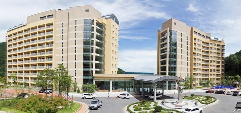 Imagen general del Hotel High Castle Resort. Foto 1