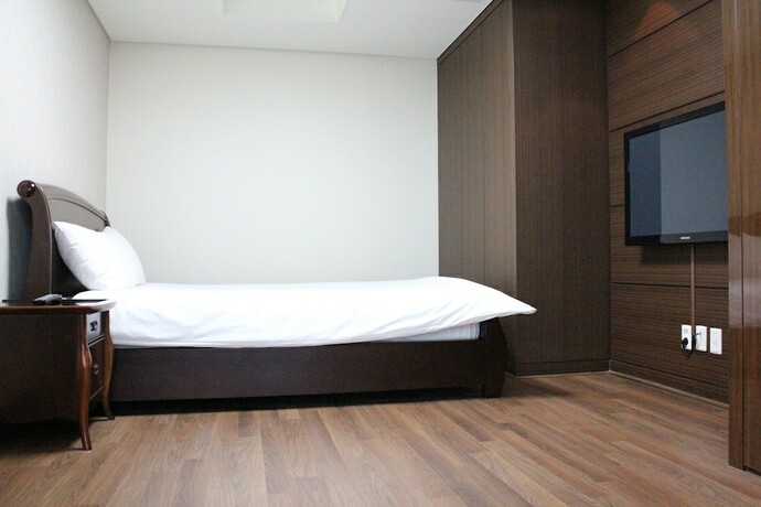 Imagen de la habitación del Hotel High Castle Resort. Foto 25