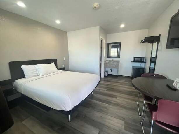 Imagen de la habitación del Hotel High Desert Inn, Hesperia. Foto 8