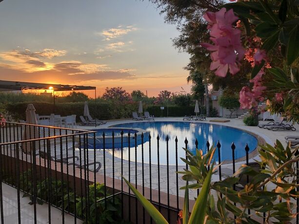 Imagen general del Hotel High Life, Ozankoy. Foto 7