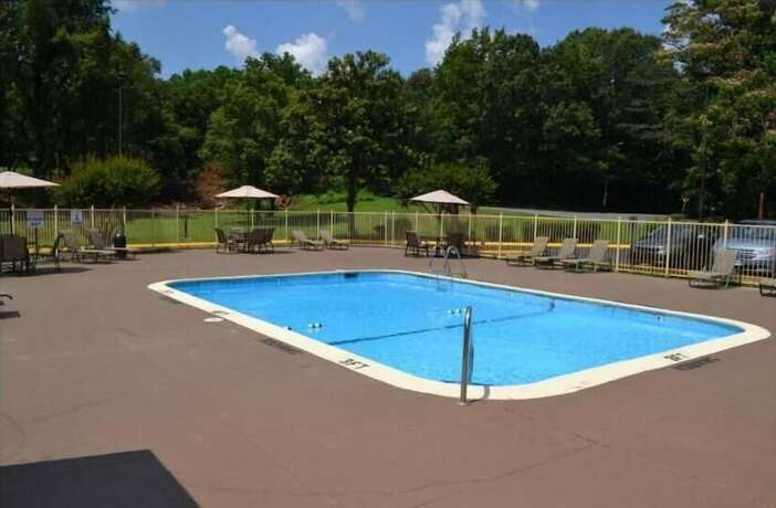 Imagen general del Hotel High Point Arcadia Inn. Foto 9