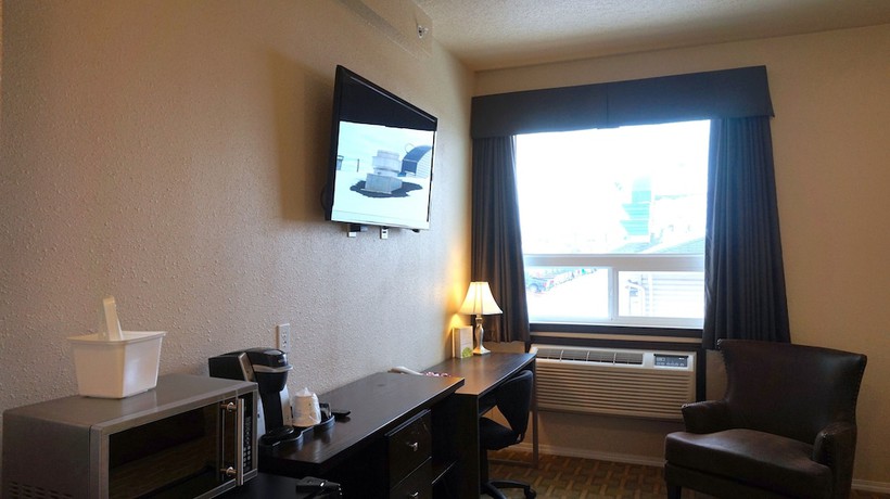 Imagen de la habitación del Hotel High Point Inn & Suites Peace River. Foto 3