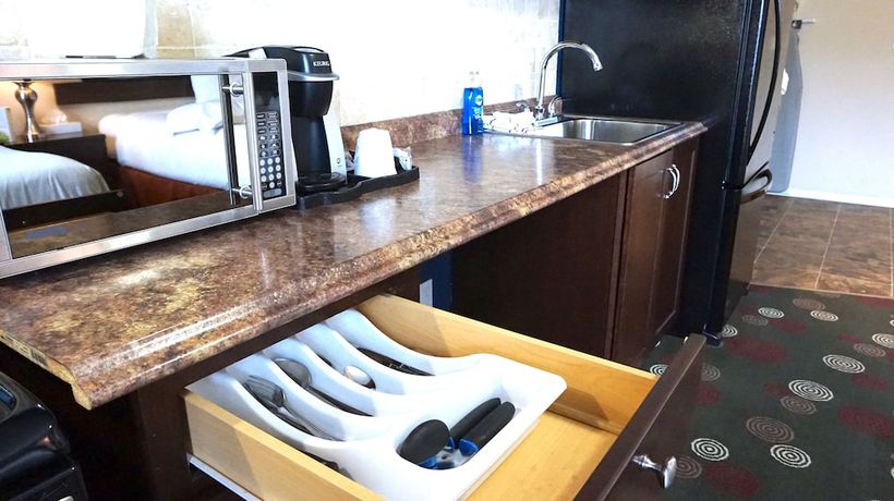 Imagen de la habitación del Hotel High Point Inn & Suites Peace River. Foto 19