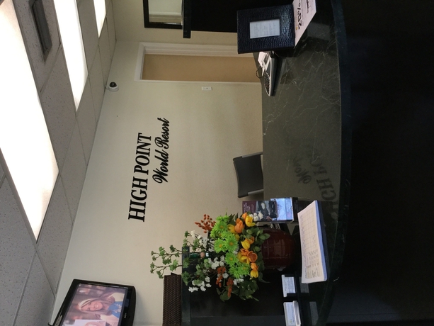 Imagen de los interiores del Hotel High Point World Resort. Foto 16