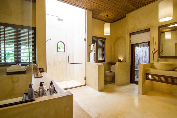 Imagen de la habitación del Hotel High Season Pool Villa and Spa. Foto 3