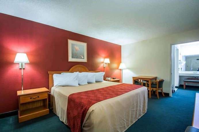 Imagen de la habitación del Hotel High Springs Inn. Foto 9