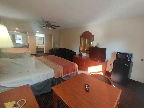 Imagen de la habitación del Hotel High Springs Inn. Foto 10