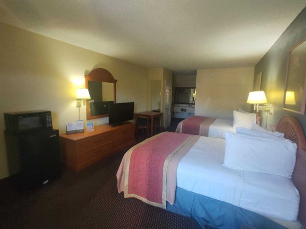 Imagen de la habitación del Hotel High Springs Inn. Foto 11