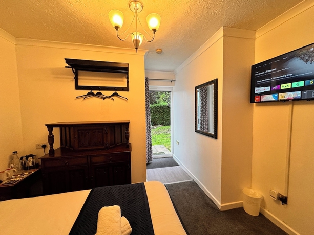 Imagen de la habitación del Hotel High Trees Gatwick Guest House. Foto 7