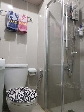 Imagen de la habitación del Hotel High-Tech Studio at Grass Residences. Foto 34