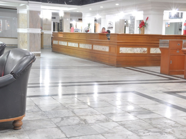 Imagen de los interiores del Hotel Highfive. Foto 14