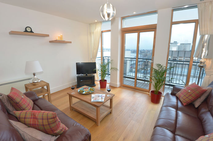 Imagen de los interiores del Hotel Highland Apartments By Mansley. Foto 12