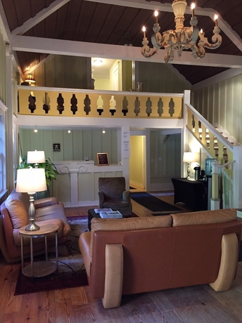 Imagen de los interiores del Hotel Highland Dell Lodge. Foto 16