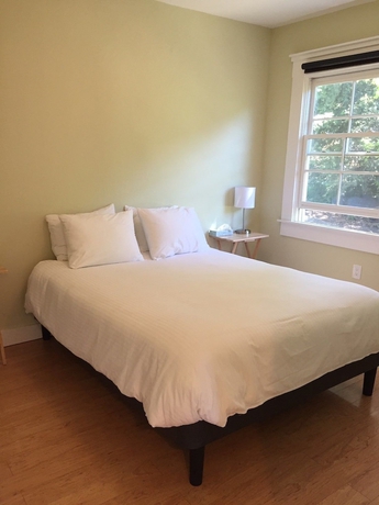 Imagen de la habitación del Hotel Highland Dell Lodge. Foto 13