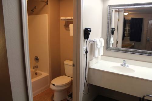 Imagen de la habitación del Hotel Highland Inn Denham Springs - Baton Rouge East. Foto 10