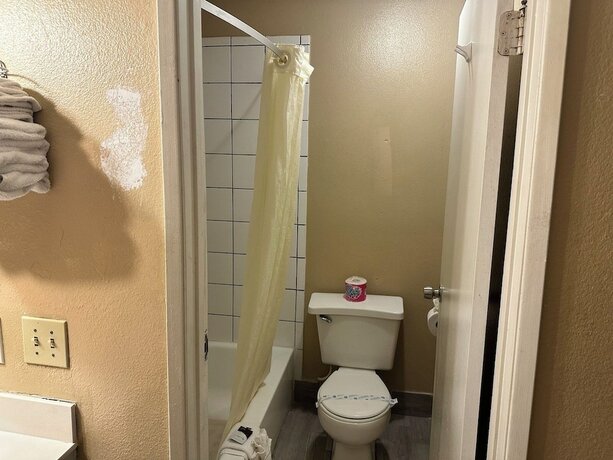 Imagen de la habitación del Hotel Highland Inn, Highland. Foto 9