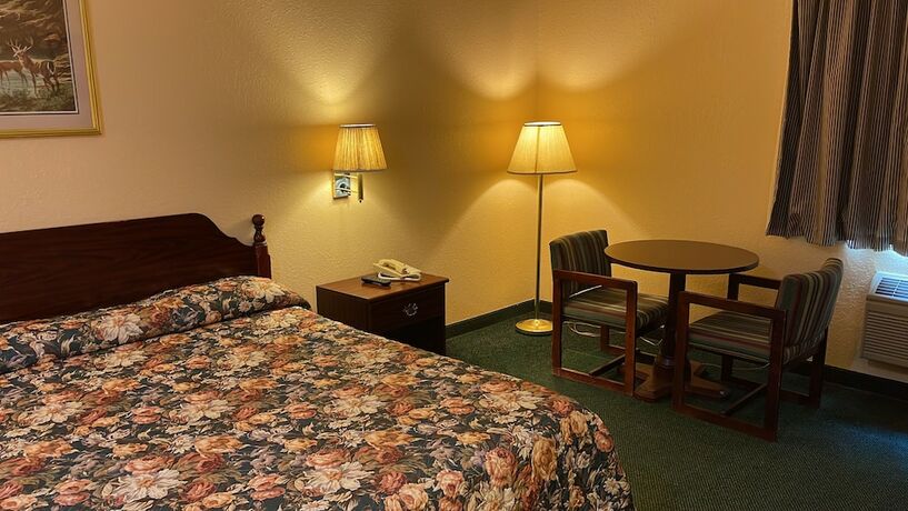 Imagen general del Hotel Highland Inn Peculiar. Foto 9