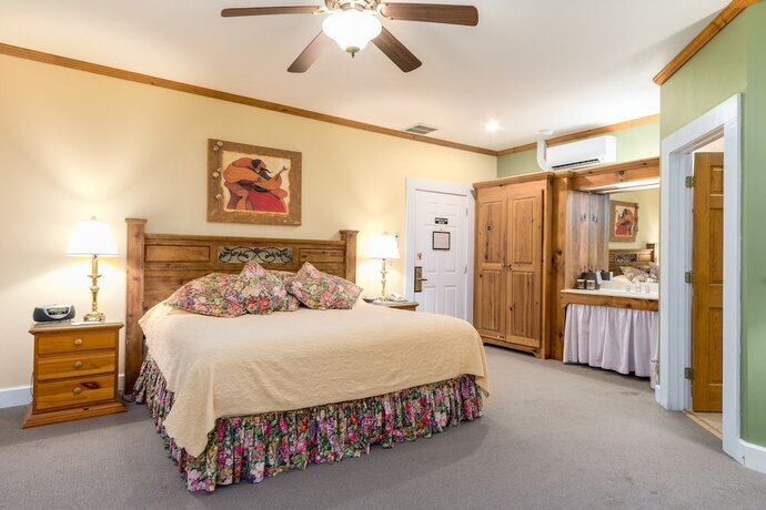 Imagen de la habitación del Hotel Highland Lake Inn And Resort. Foto 14