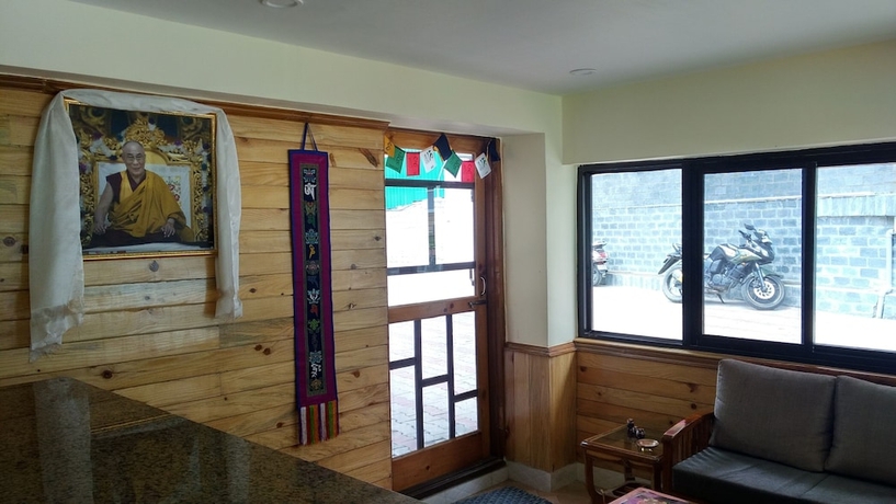Imagen de los interiores del Hotel Highland Village Resort. Foto 17
