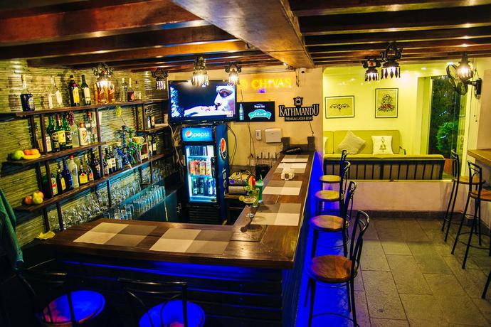 Imagen del bar/restaurante del Hotel Highlander Inn, Katmandu. Foto 2