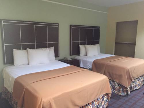 Imagen de la habitación del Hotel Highlands Suites. Foto 10