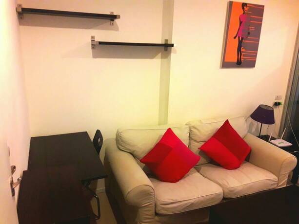 Imagen general del Hotel Highrise Cityview Aspire Condo Gym Pool. Foto 2