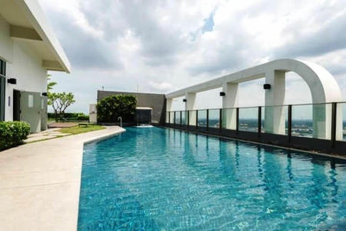 Imagen general del Hotel Highrise Cityview Aspire Condo Gym Pool. Foto 6