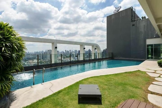 Imagen general del Hotel Highrise Cityview Aspire Condo Gym Pool. Foto 8