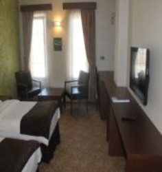 Imagen general del Hotel Highway, Elmalik. Foto 4