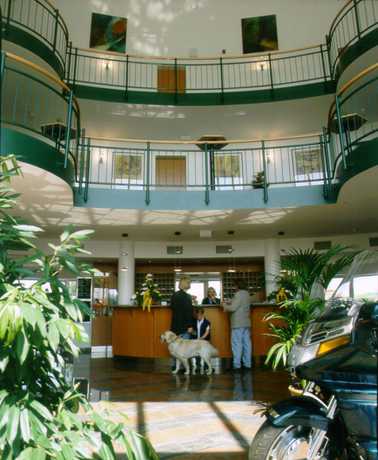 Imagen de los interiores del Hotel Highway. Foto 19