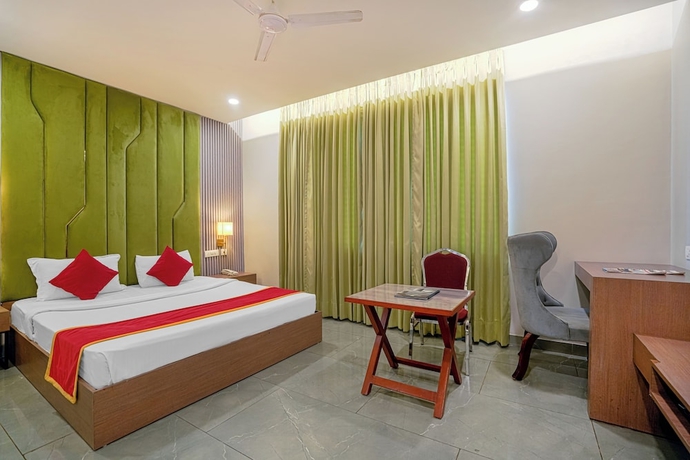 Imagen de la habitación del Hotel Highway Greens Near VR Punjab Mall Airport Road Mohali Chandigarh. Foto 3