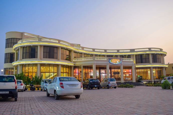 Imagen general del Hotel Highway Hari. Foto 5
