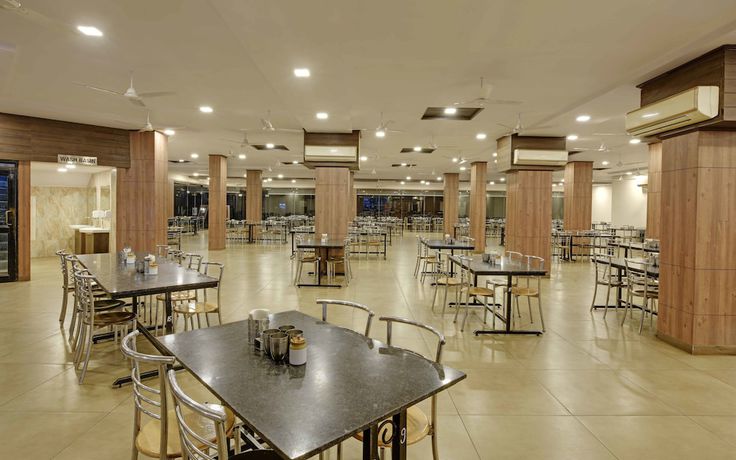 Imagen del bar/restaurante del Hotel Highway King Shahpura. Foto 9