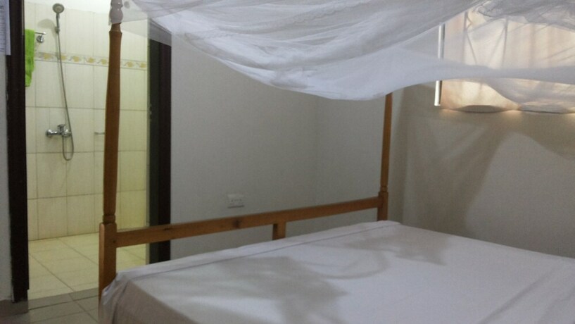 Imagen de la habitación del Hotel Highway Motel. Foto 20