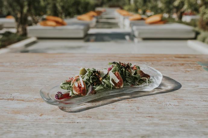 Imagen del bar/restaurante del Hotel Higuerón Málaga, Curio Collection by Hilton. Foto 3