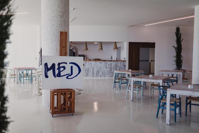 Imagen del bar/restaurante del Hotel Higuerón Málaga, Curio Collection by Hilton. Foto 6