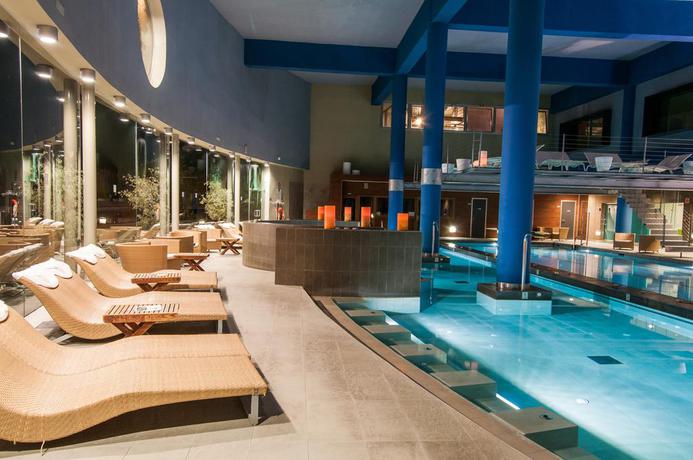 Imagen de los interiores del Hotel Higuerón Málaga, Curio Collection by Hilton. Foto 22