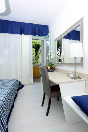 Imagen de la habitación del Hotel Hiki. Foto 5