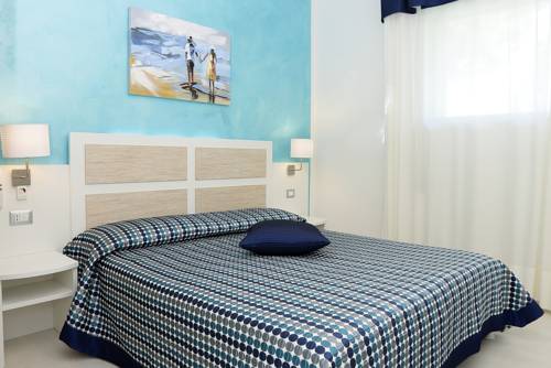 Imagen de la habitación del Hotel Hiki. Foto 7