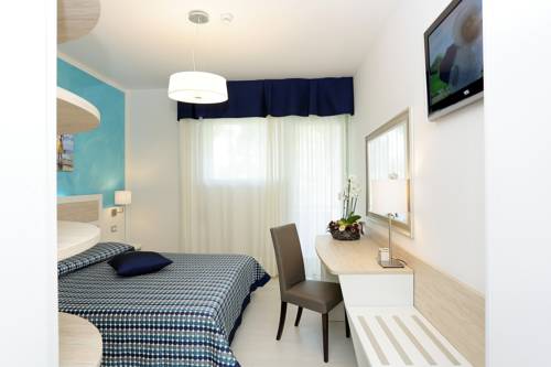 Imagen de la habitación del Hotel Hiki. Foto 8