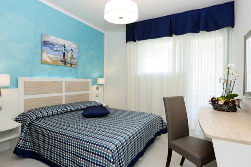 Imagen de la habitación del Hotel Hiki. Foto 9
