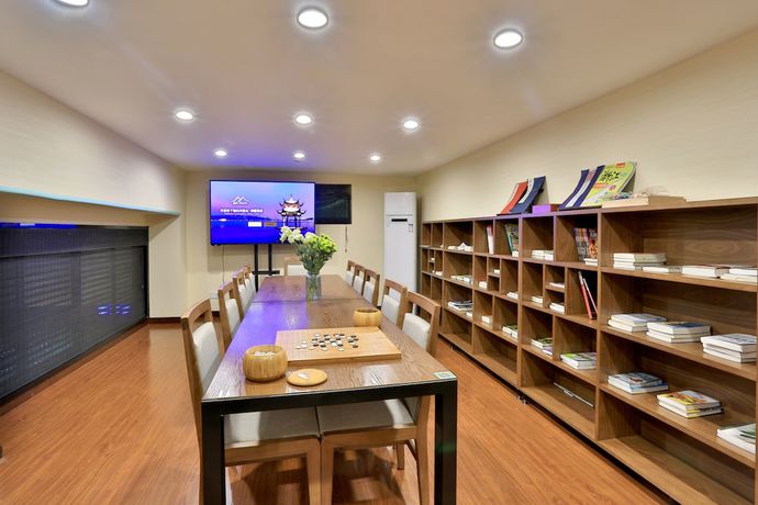 Imagen de los interiores del Hotel Hiking Hotel Hangzhou. Foto 19